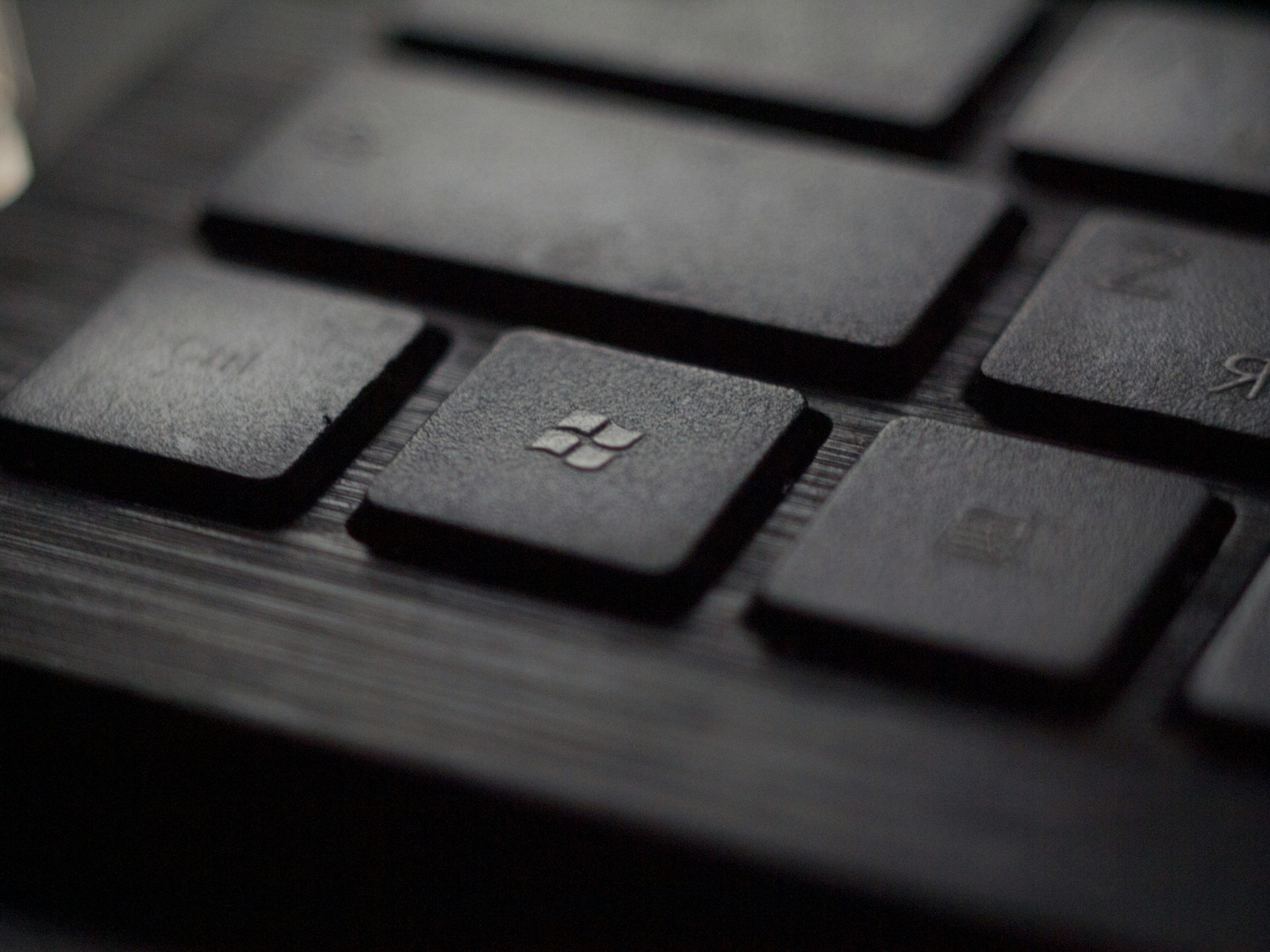 Google zachraňuje miliony starších počítačů s Windows. Víme, co má v plánu