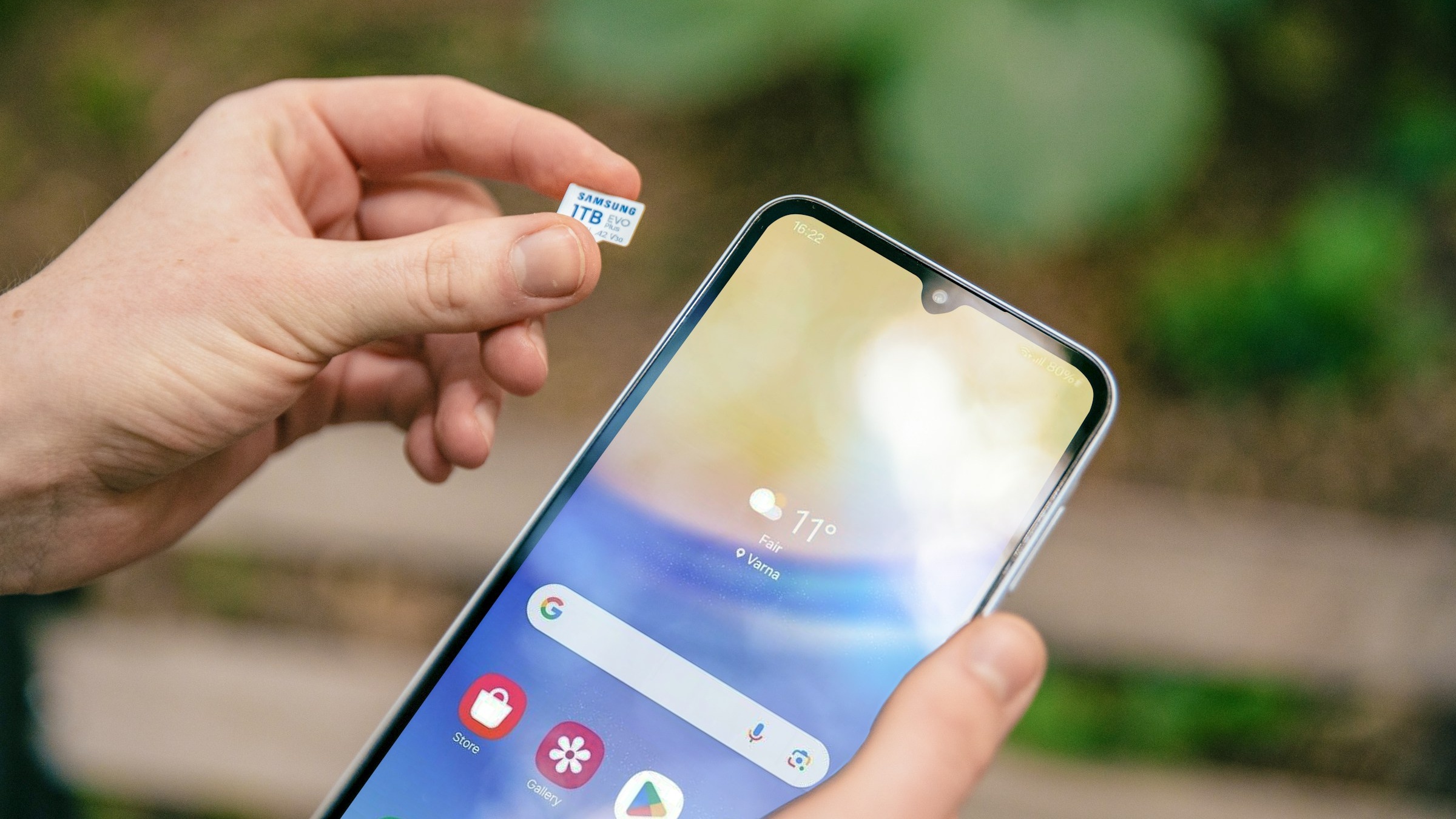 Galaxy S25: Více RAM a vyšší výkon pro budoucnost