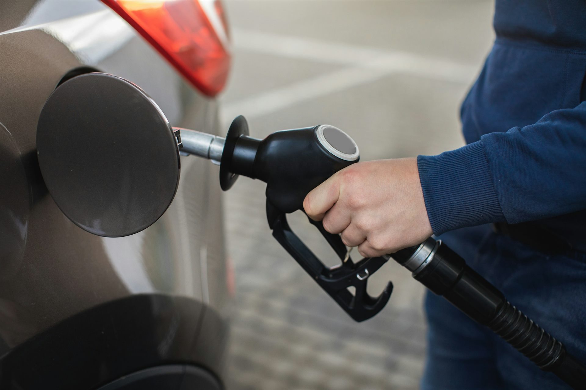 Revoluční elektrobionafta mění hru v boji proti emisím