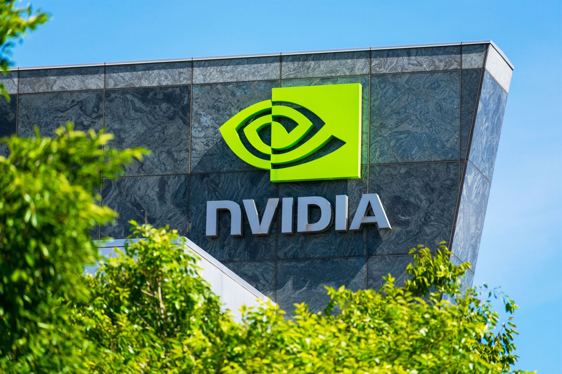 Od GT 1030 k RTX 4070 Ti Super: Gigantický skok v herním výkonu