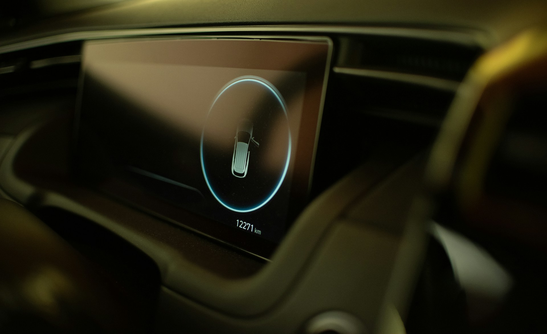 Android Auto 13.4 je nyní k dispozici pro všechny s novým designem