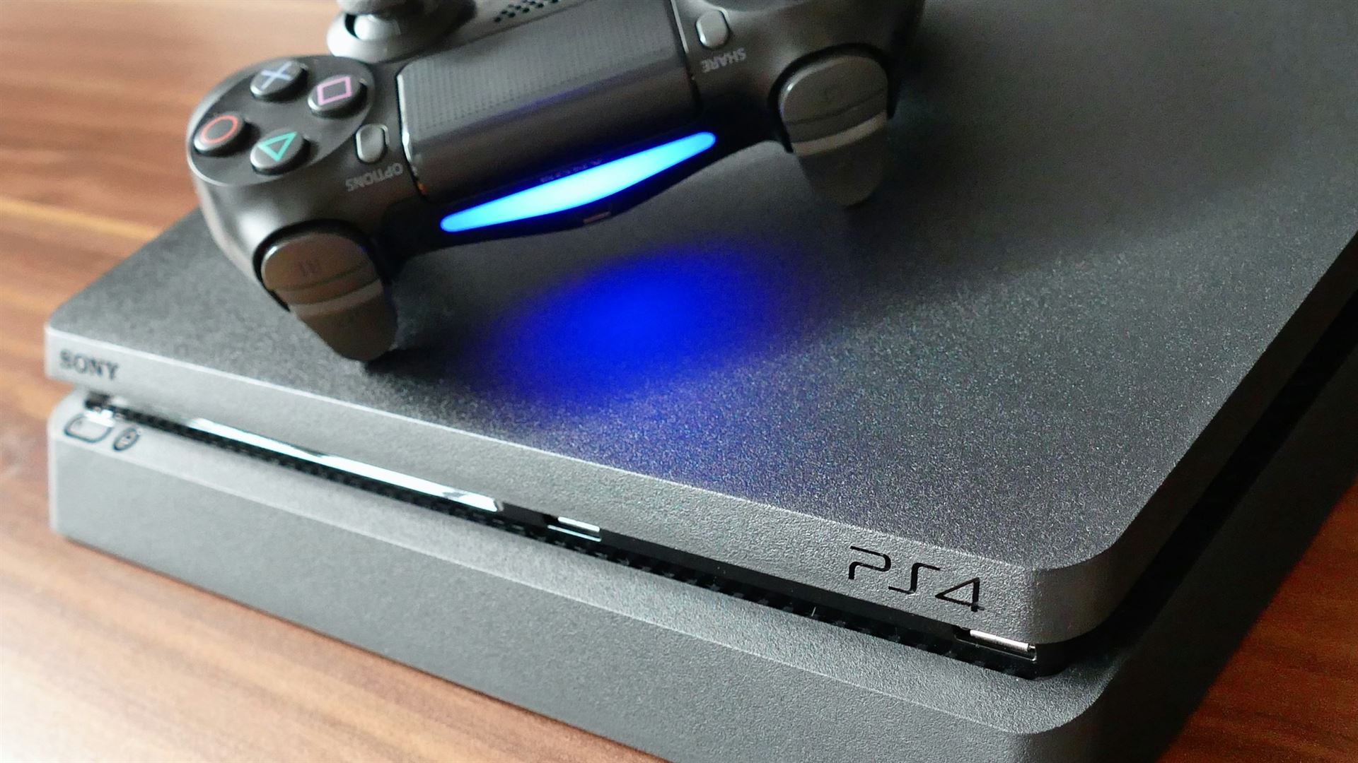 Tento emulátor umí spustit většinu hlavních exkluzivních produktů pro PlayStation 4