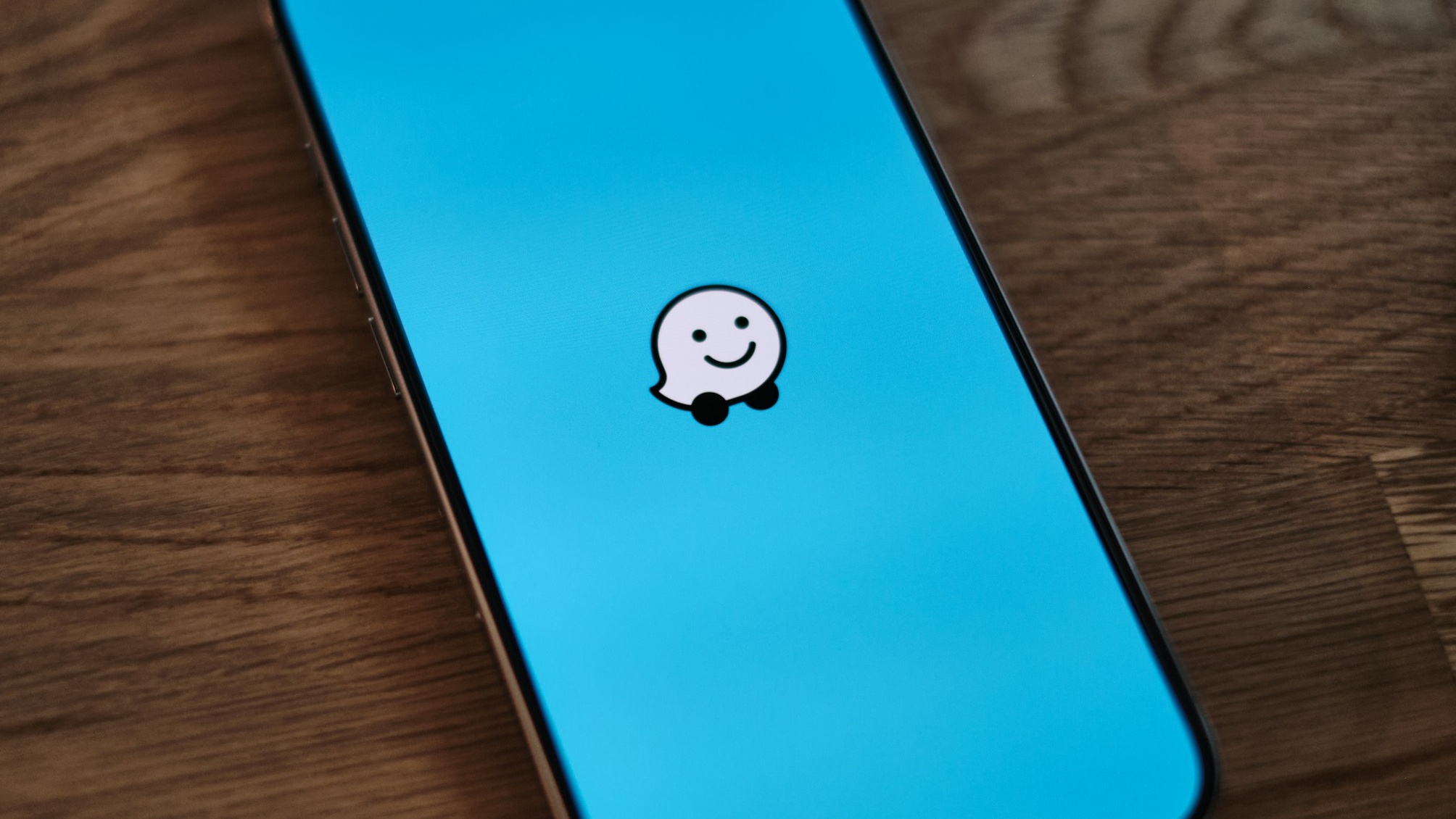 Tímto jednoduchým trikem skryjete ve Waze pro Android Auto vaši polohu