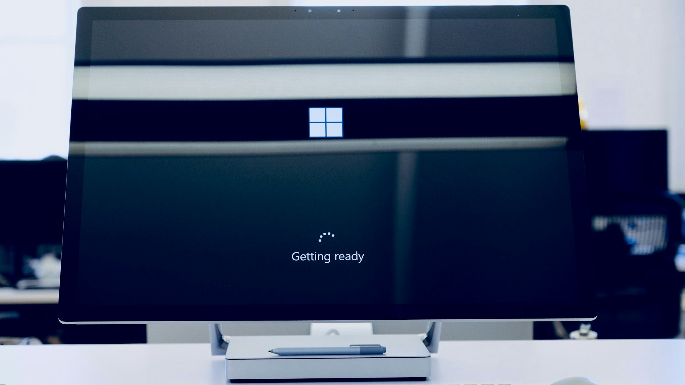 Microsoft o Windows 12 zatím mlčí, náznaky novinek se přesto objevují