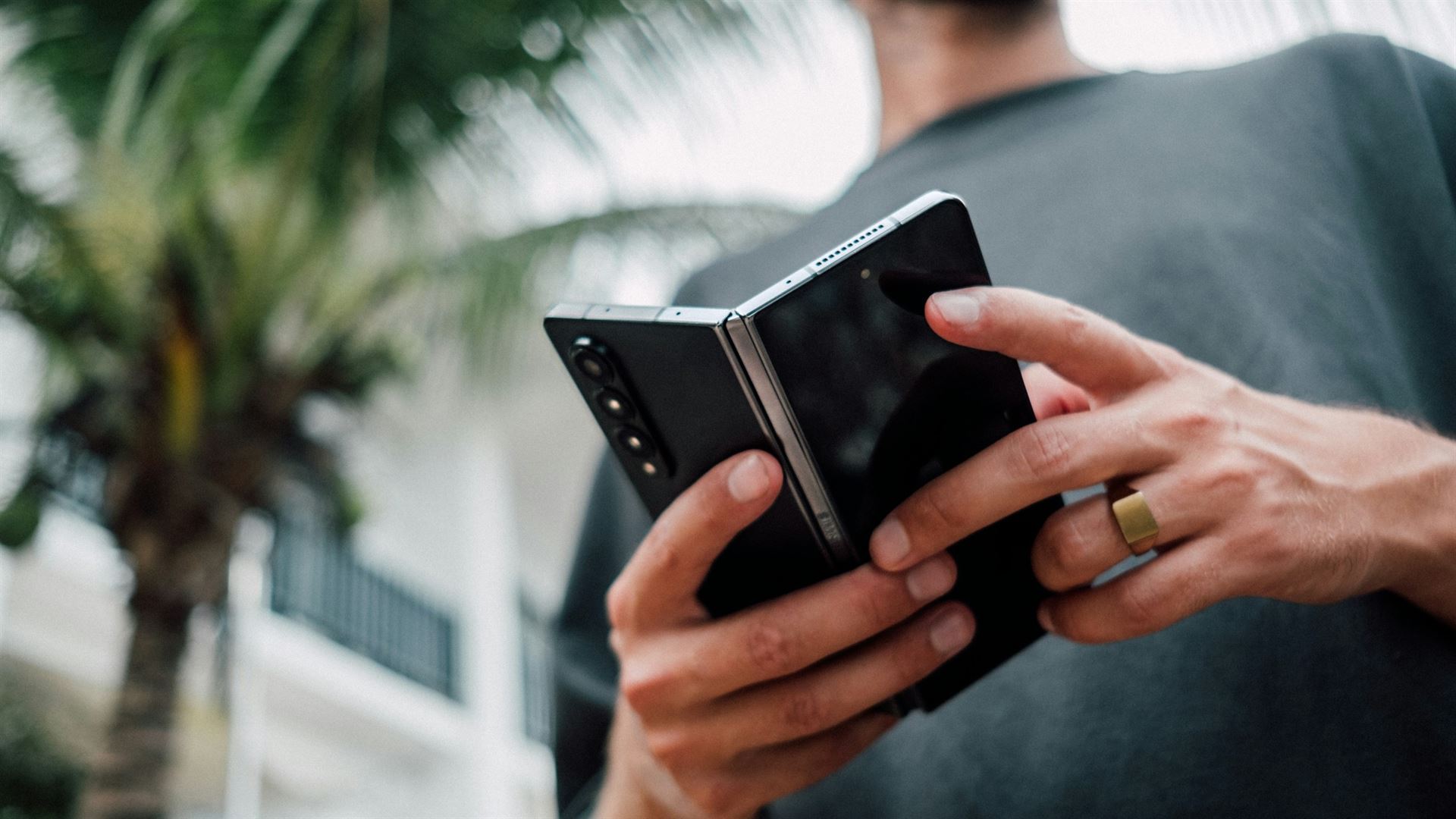 Trojitý skládací telefon Samsung se nejspíš objeví až v roce 2026