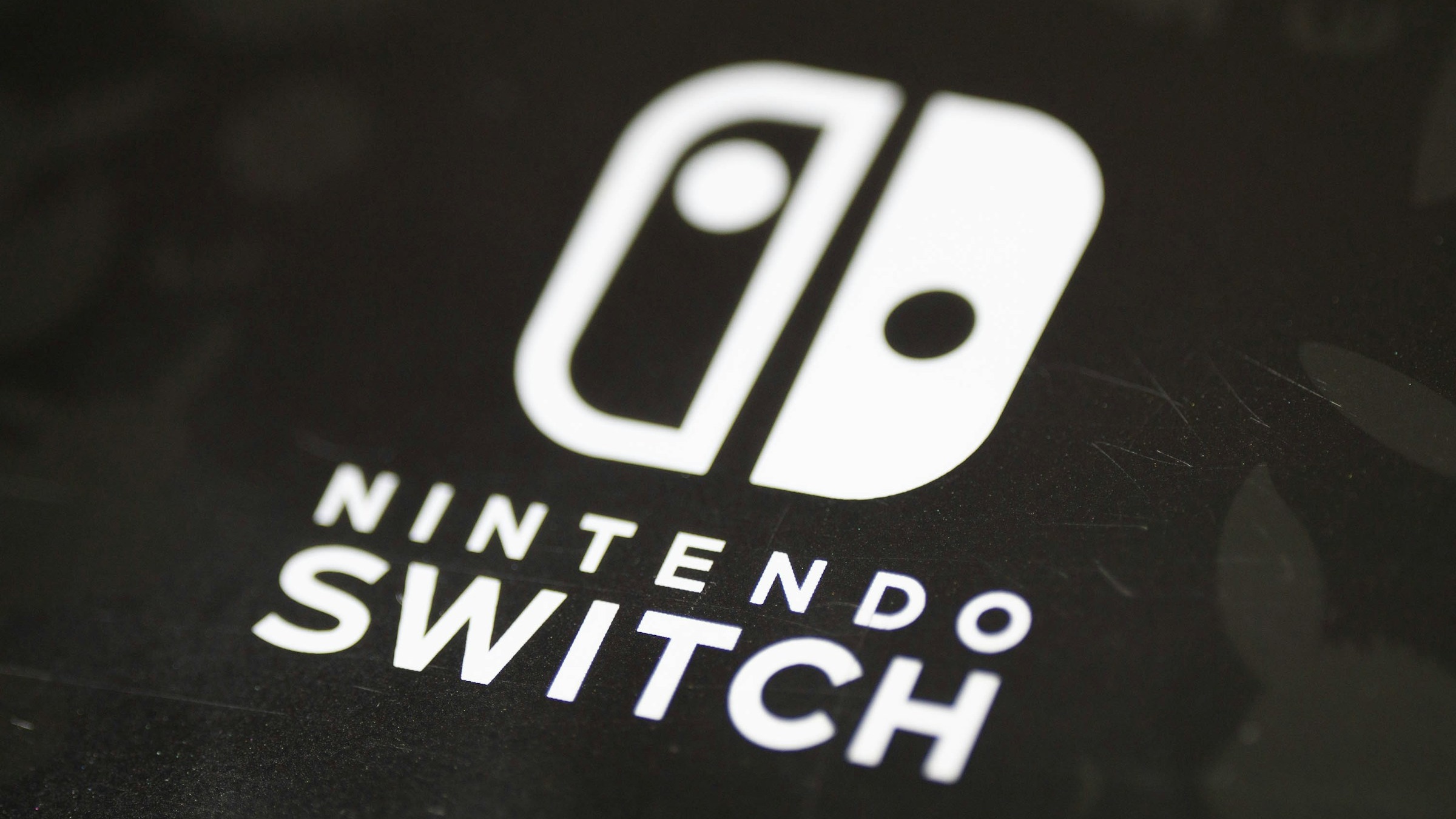 Nintendo Switch 2: Nové úniky odhalují detaily o designu konzole