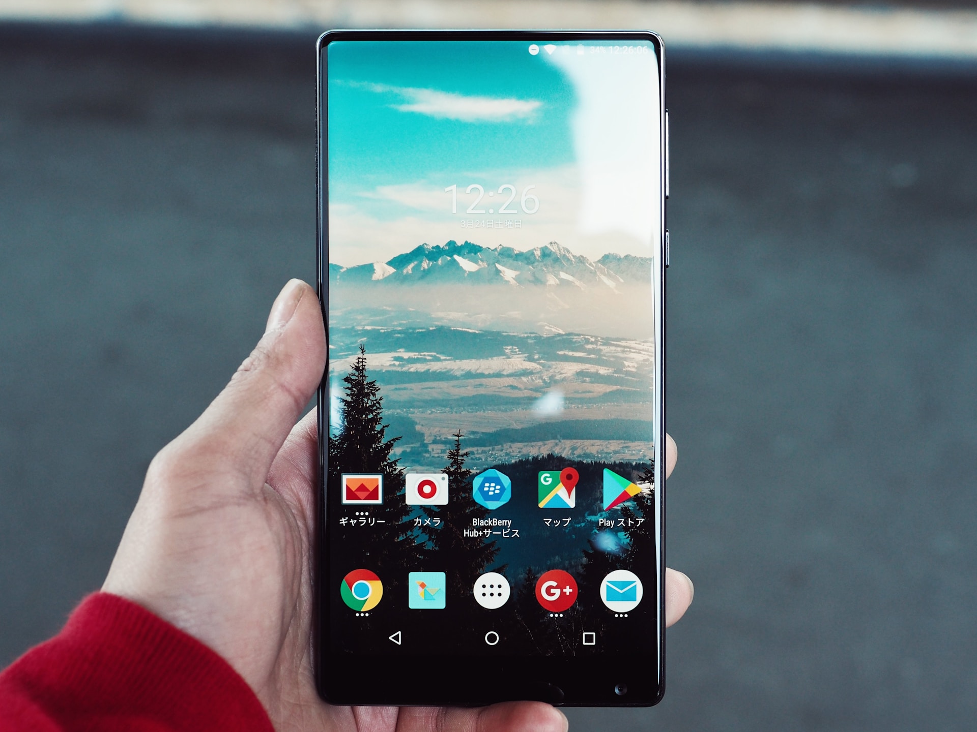 Volání bez signálu: Xiaomi 15 představuje funkci podobnou iPhonu
