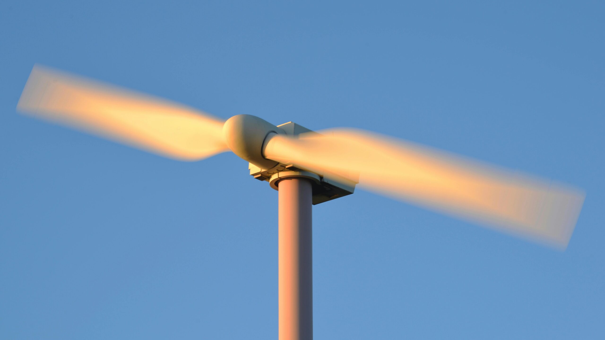 Zelená energetika na dosah: Větrné turbíny přímo na vašem domě