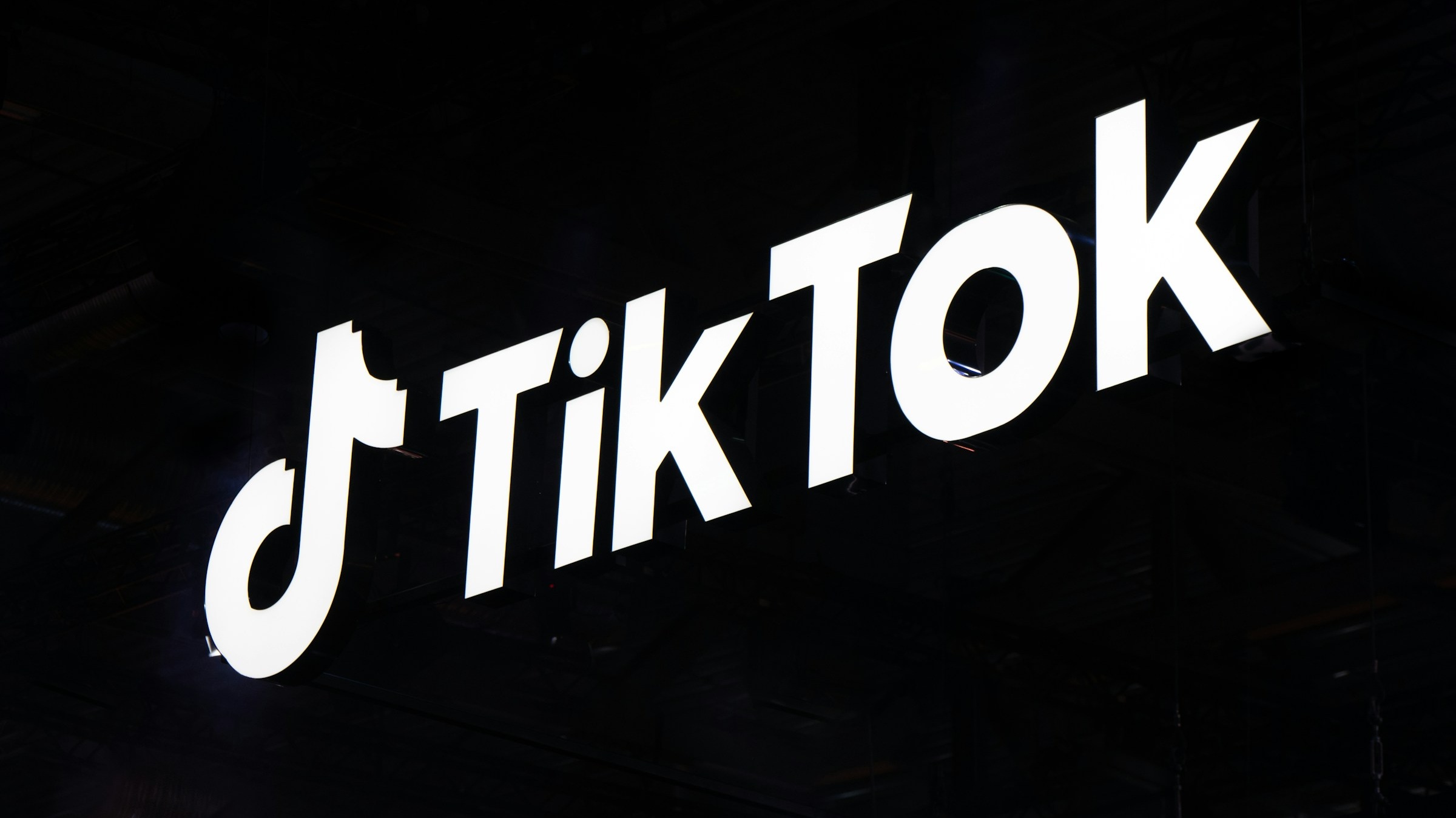 TikTok by mohla být převzat společností Oracle a dalšími americkými investory