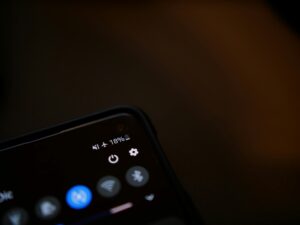 Výzkumy odhalily, kdy se uživatelé smartphonů začínají obávat o zdraví baterie telefonu