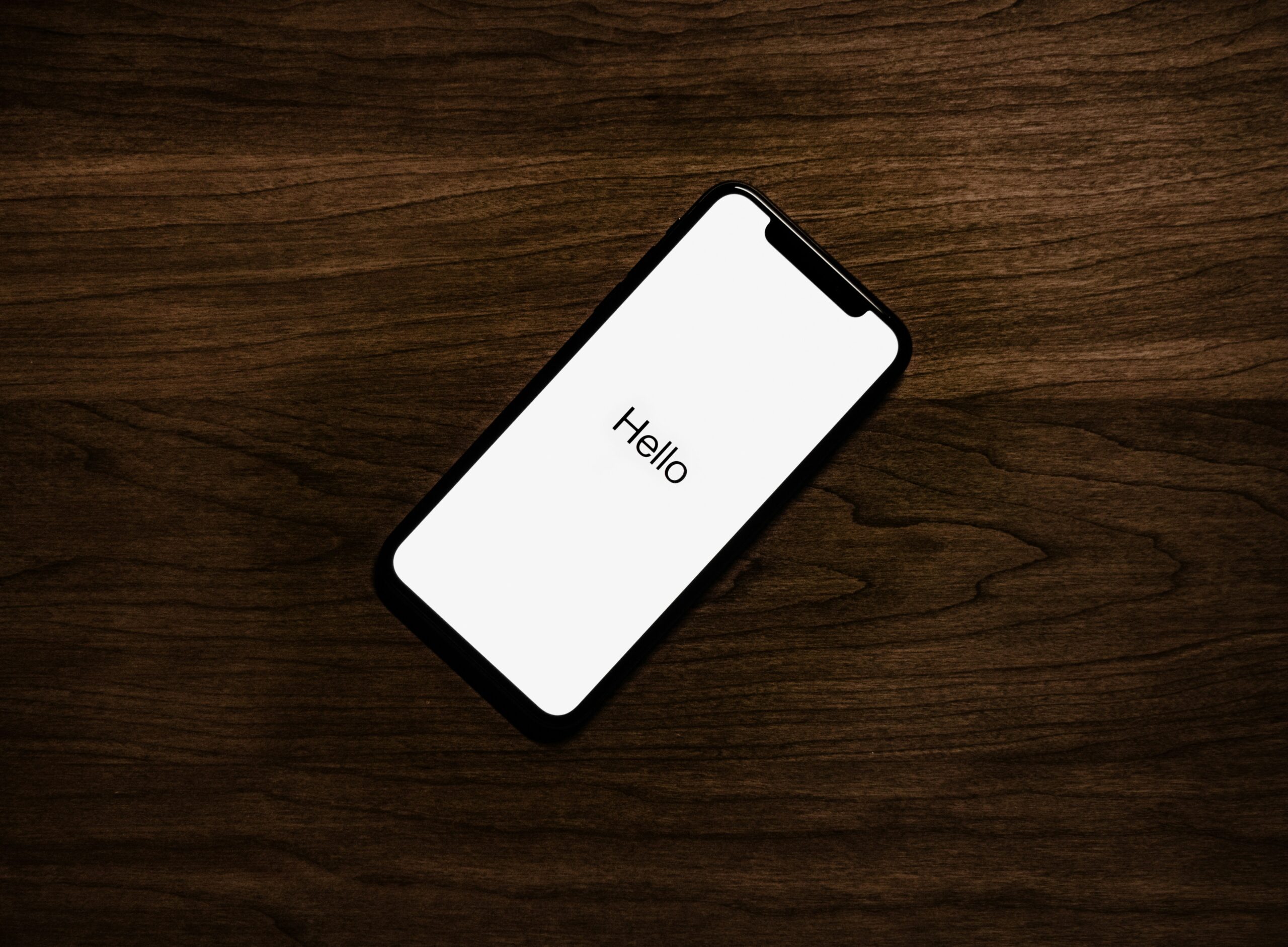Srovnání iPhonu SE 4 s iPhonem 16: Jiný fotoaparát, jinak ale prakticky stejné