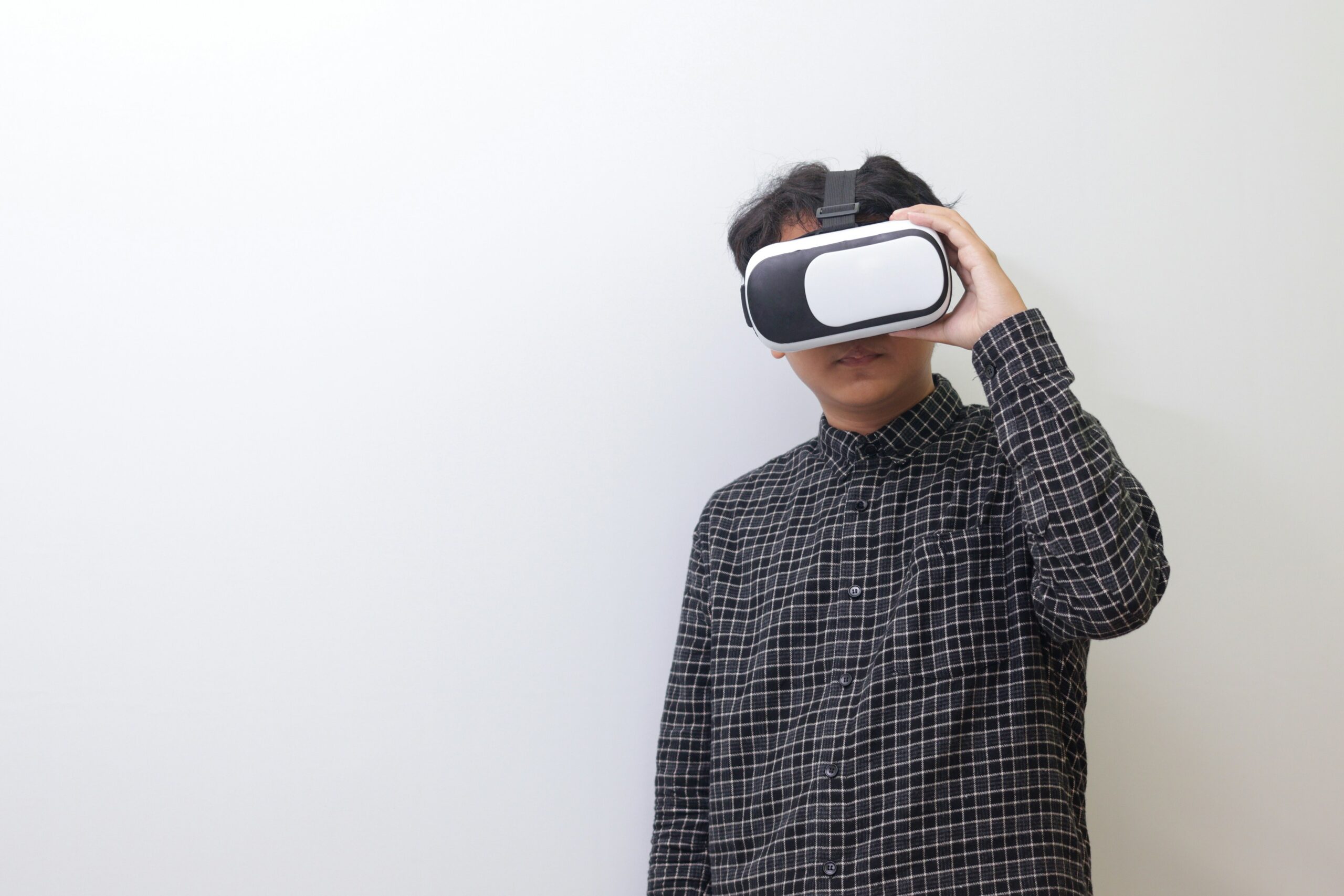 Google koupil část týmu HTC Vive, který bude pracovat na Androidu XR