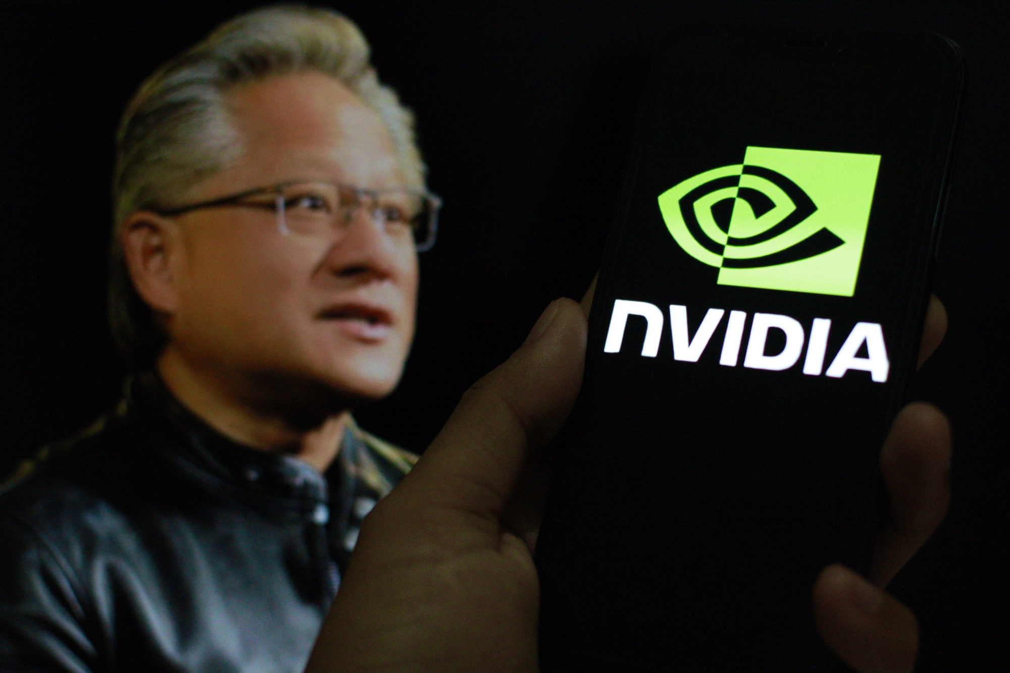 První případ RTX 5090 s roztavenými kabely: NVIDIA uvedla věci na pravou míru