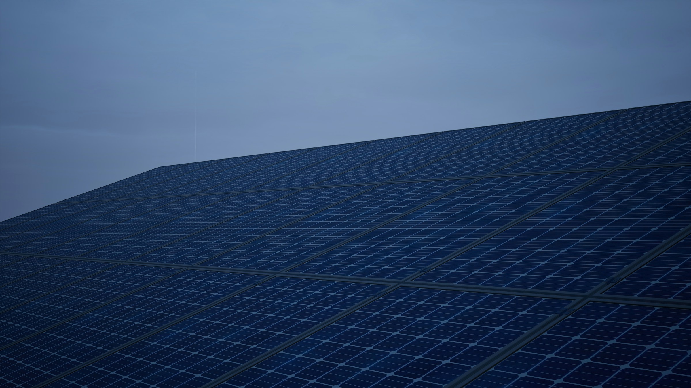 Japonsko vytvořilo novou formu energie: 50 000 solárních panelů na vodě