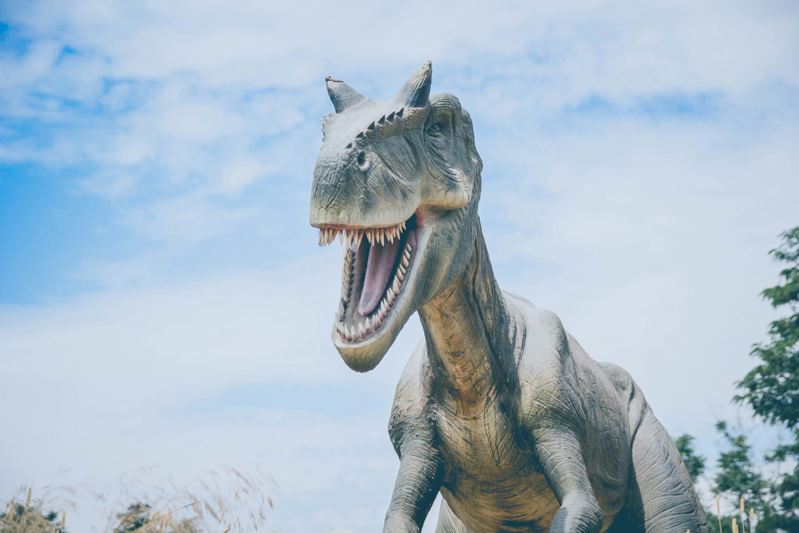 Jurský park se může stát skutečností: Vědci našli  70 milionů let staré dinosauří embryo