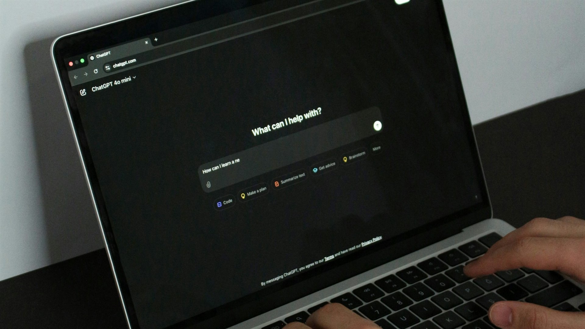 ChatGPT můžete pomoci vyvíjet přímo v aplikaci WhatsApp