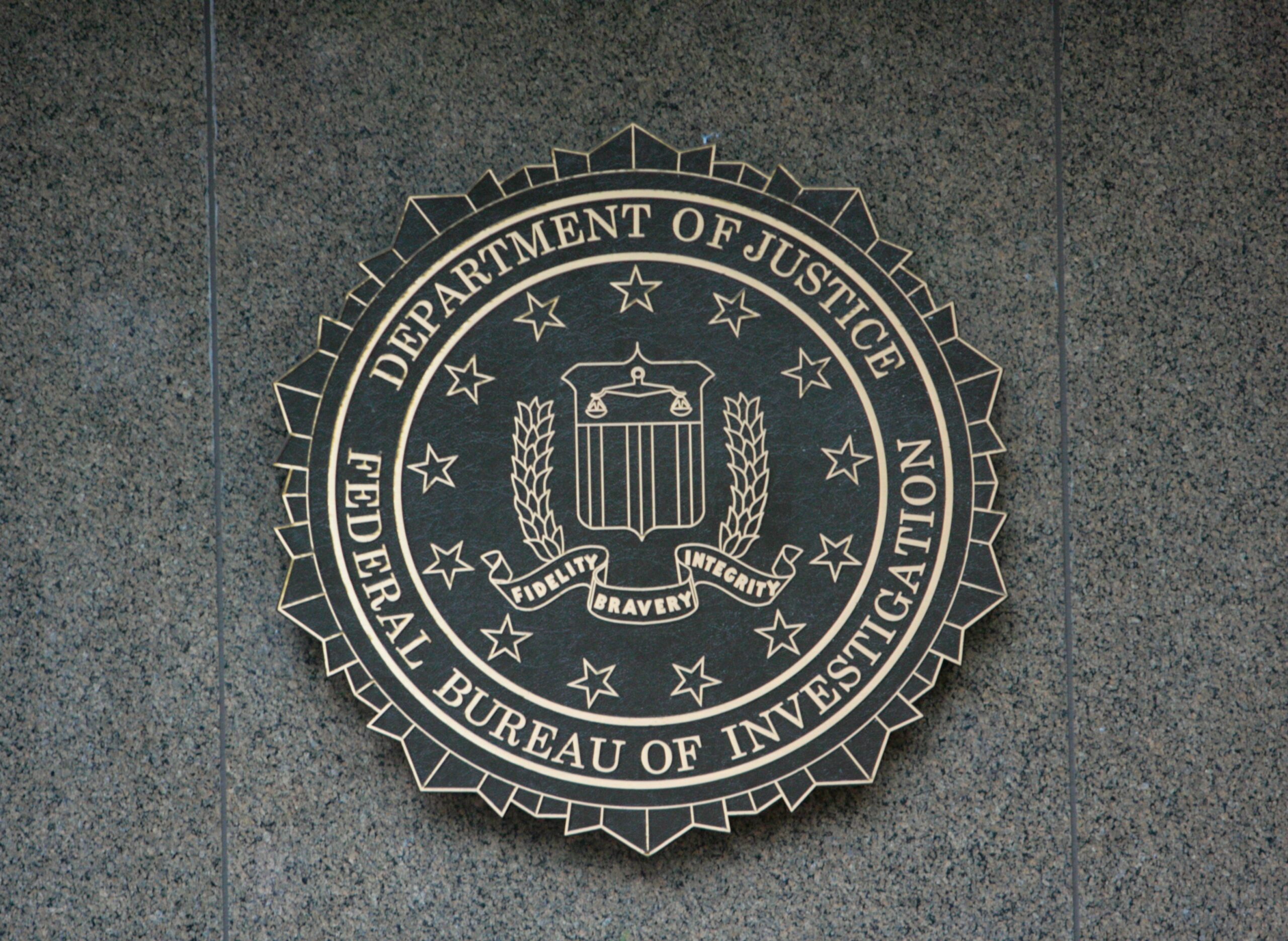 FBI, Pentagon a NASA se postavily Elonu Muskovi a jeho rozhodnutím