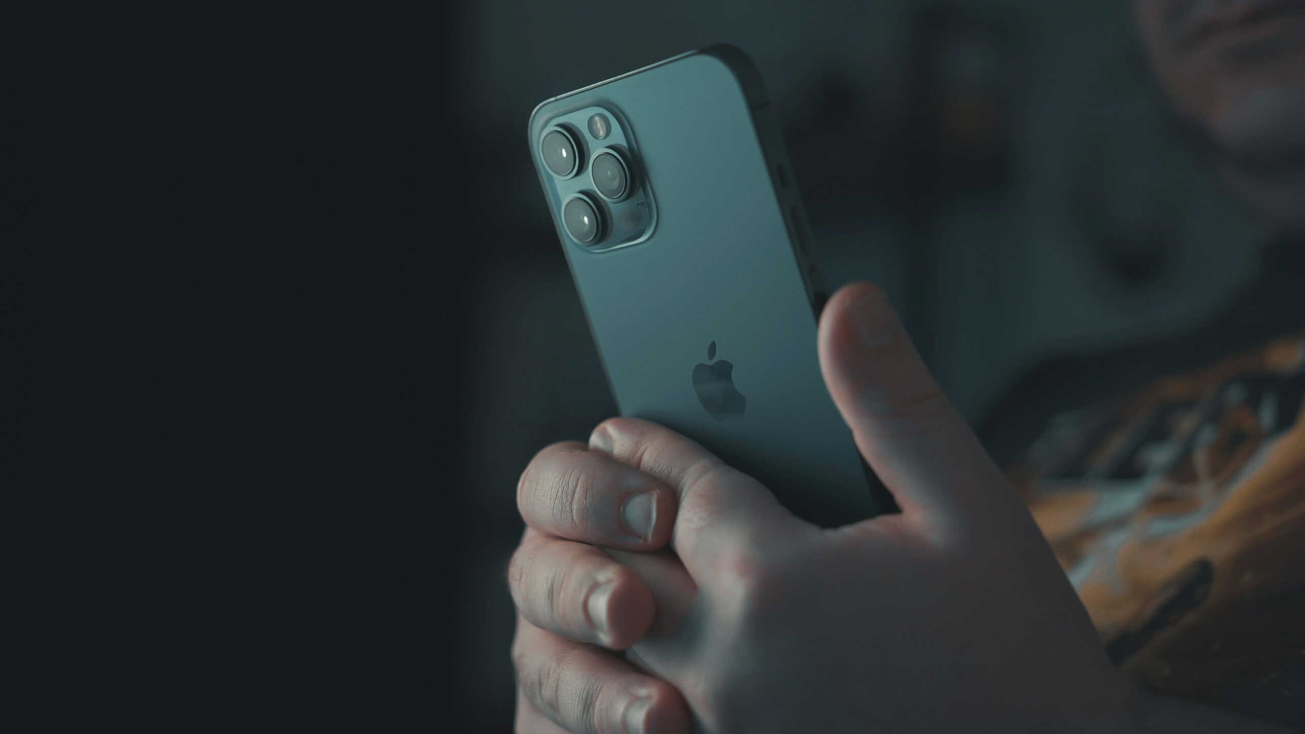 Apple překvapivě představil Pozvánky: Nová aplikace vám pomůže s organizováním oslav či schůzek