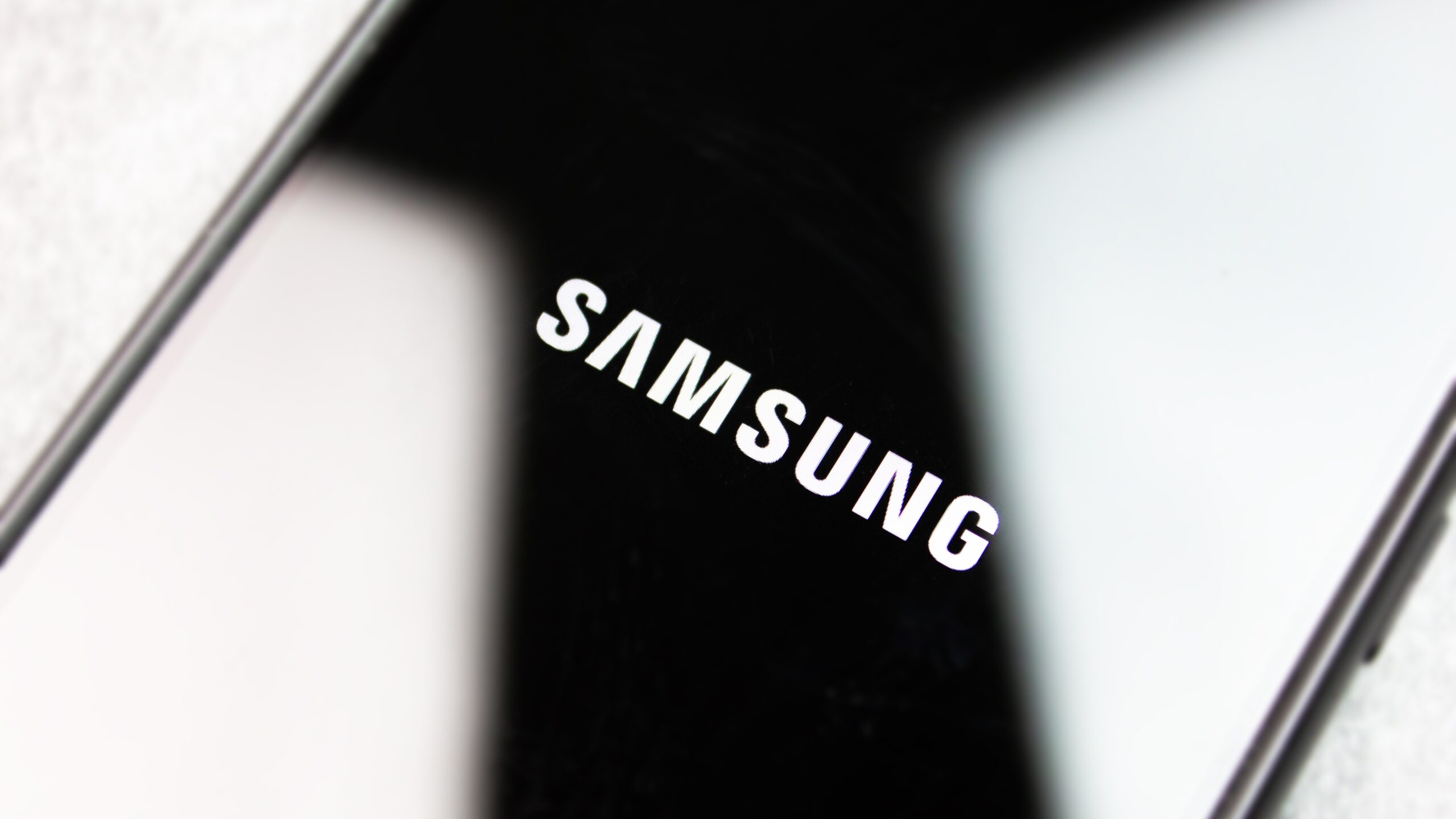 Galaxy A06 5G: Nejlevnější mobilní telefon Samsung pokročil v oblasti konektivity a displeje