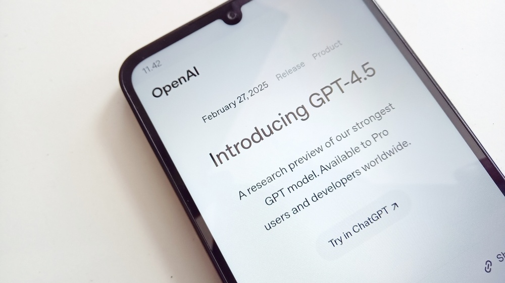 Svět je ohromen spuštěním GPT-4.5, sama OpenAI před ním varuje