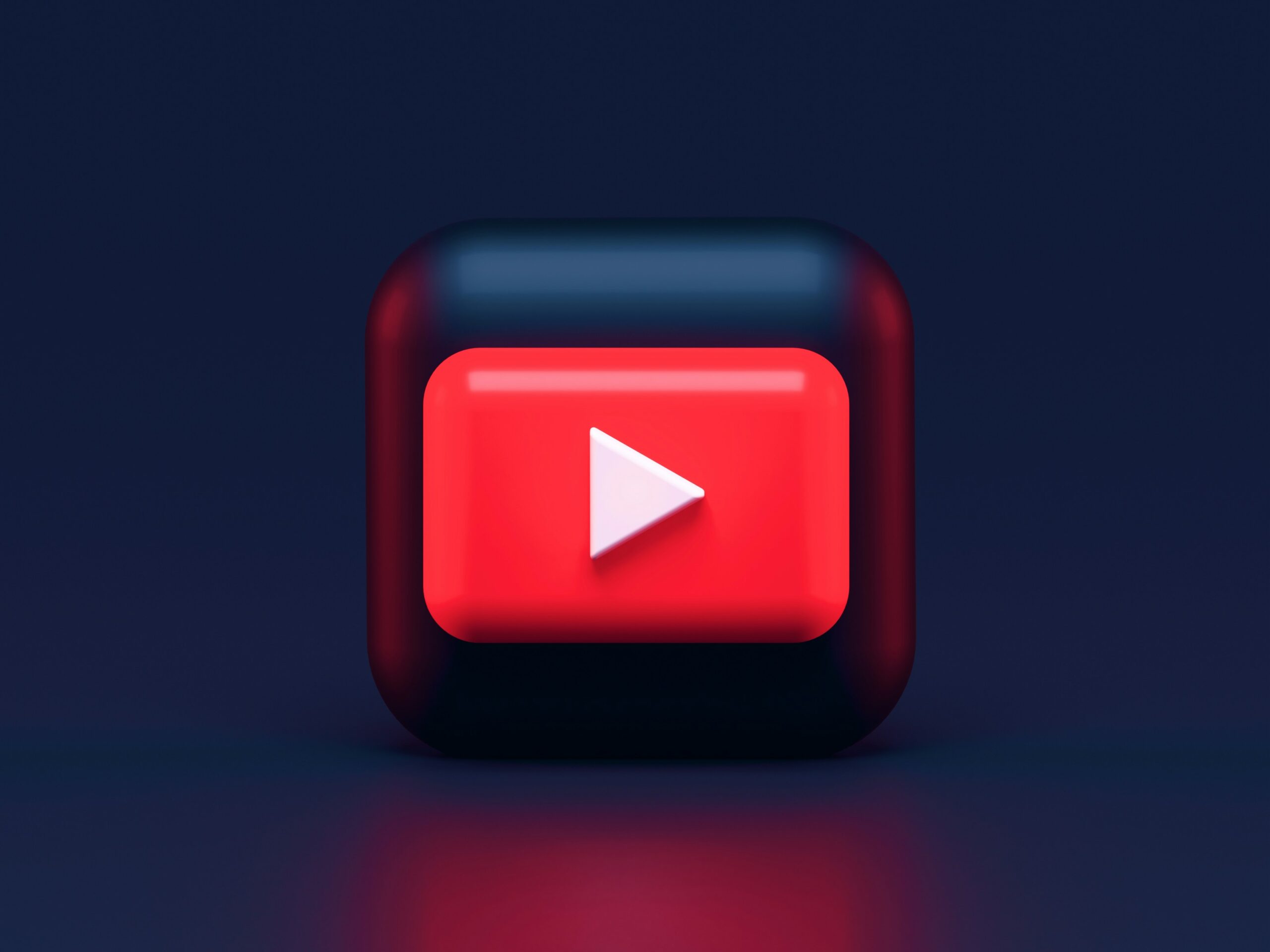 Příběh platformy YouTube: Od video seznamky po krále sociálních sítí