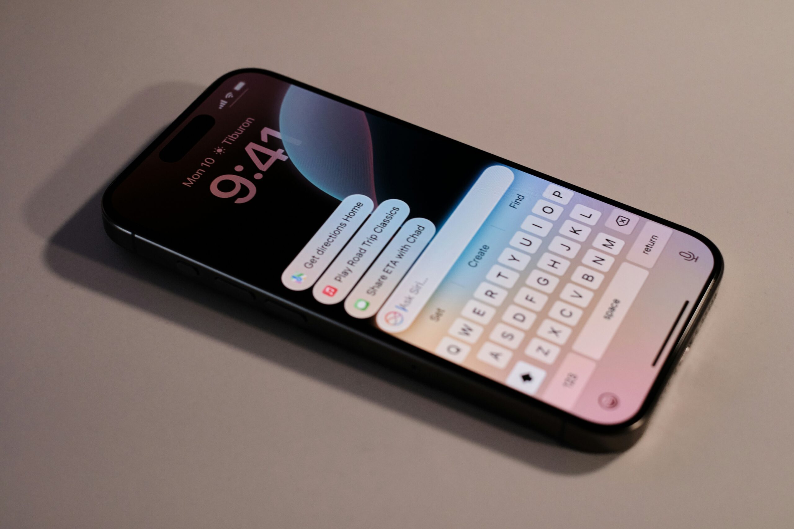 Čeští milovníci Applu jásají: Takto lze využít plný potenciál umělé inteligence v iPhonu