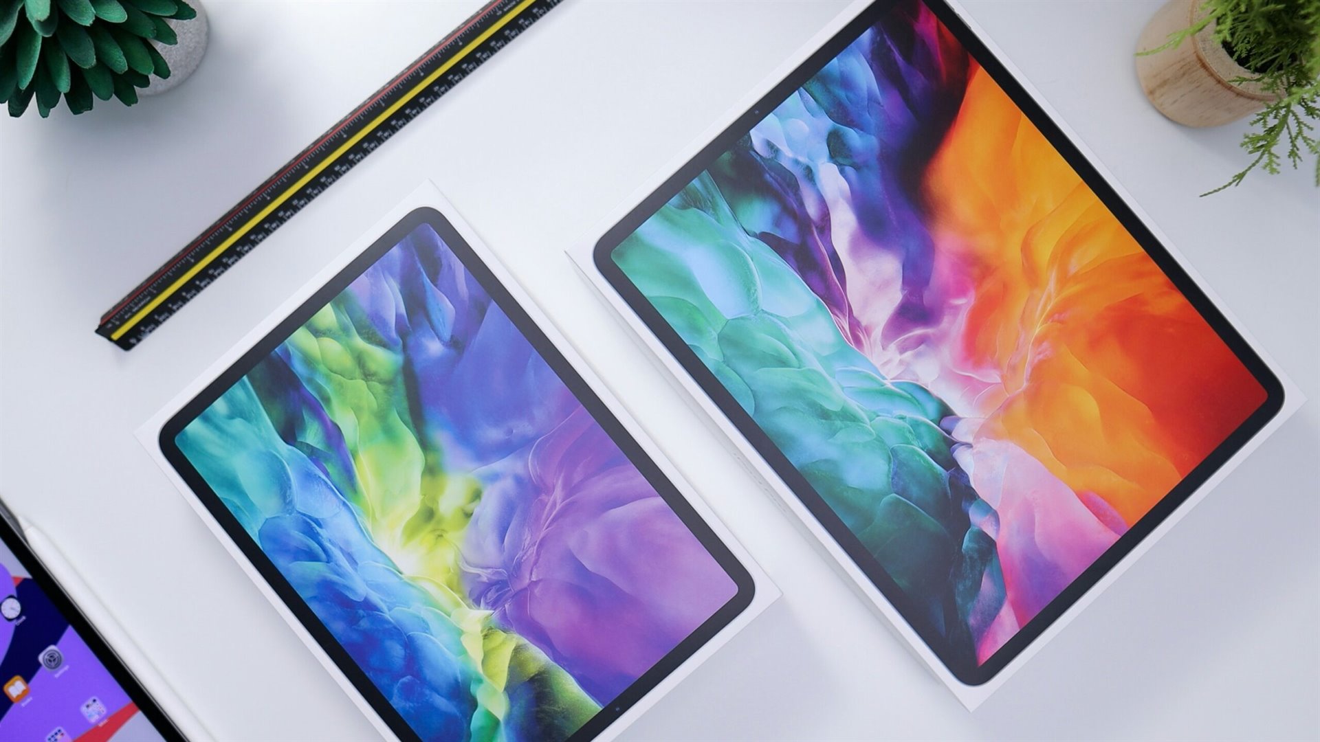Apple mění produktovou strategii: První skládací zařízení Applu poběží na macOS