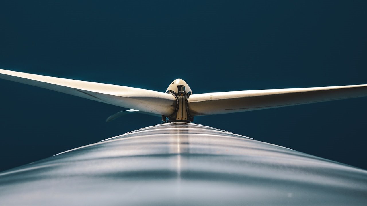 Sloupcové turbíny přepisují možnosti větrné energie zdarma