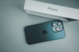 Uvedení iPhonu 17e na trh zůstává nejisté, Apple se ještě nerozhodl