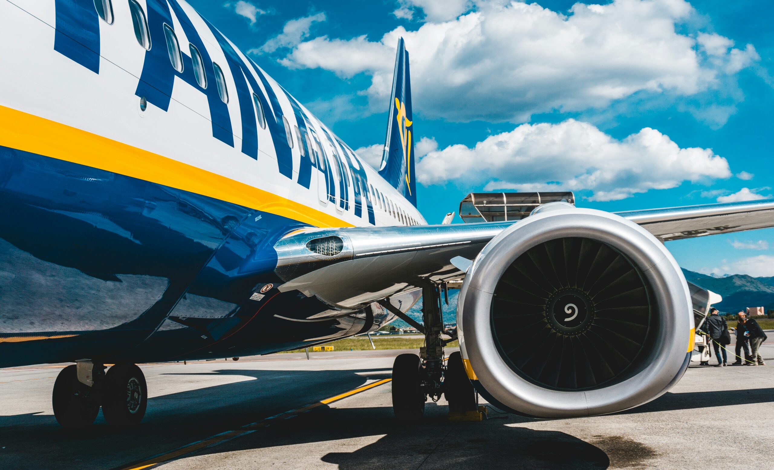Ryanair kritizuje společnosti eDreams a Booking za předražené letenky