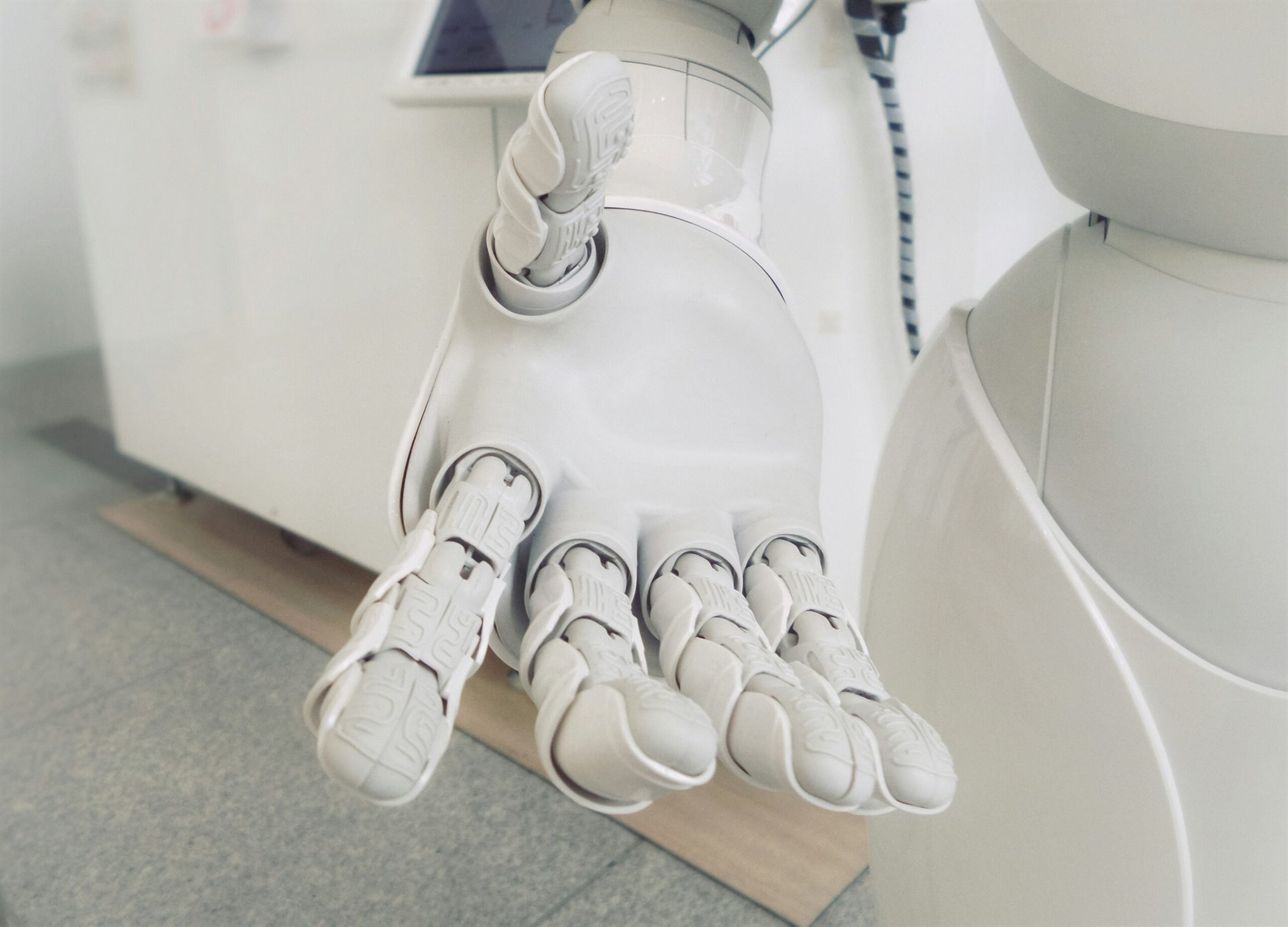 Revoluce v medicíně: Lidé budou moci své robotické končetiny ovládat pomocí mysli