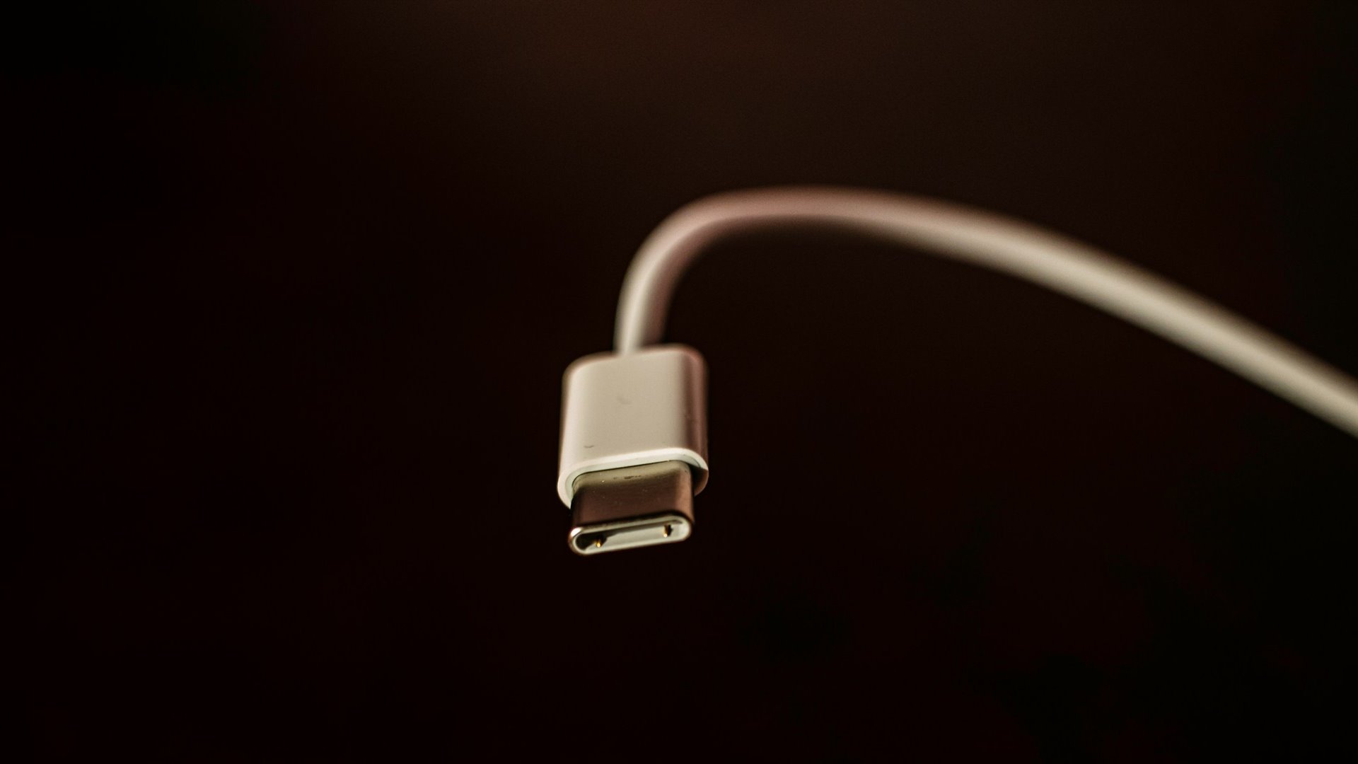 Apple chce zničit USB-C, ale naráží na problém