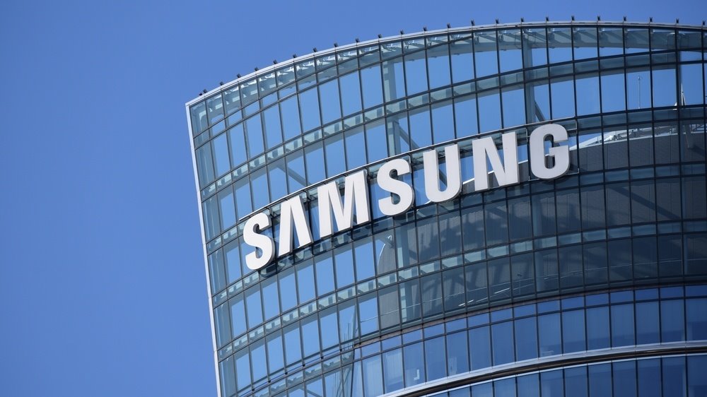 Navzdory ultratenkému designu Samsung u Galaxy S25 Edge sází vše na odolnost