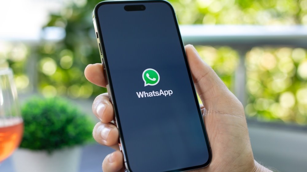 Ani smazání zpráv z aplikace WhatsApp nezaručuje, že zmizí
