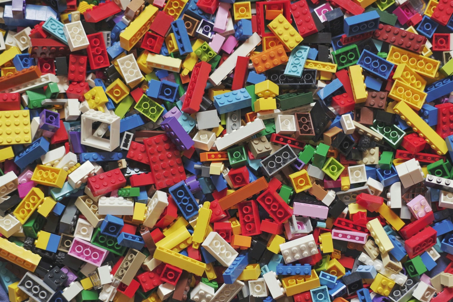 Milovník stavebnice LEGO z kostek postavil komplexní letecký simulátor