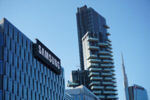 Po skládacích mobilních telefonech cílí Samsung na vývoj kapesních herních konzolí