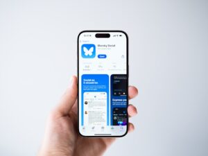 BlueSky se inspiruje Twitterem a zavádí ověřování účtů pro významné osobnosti