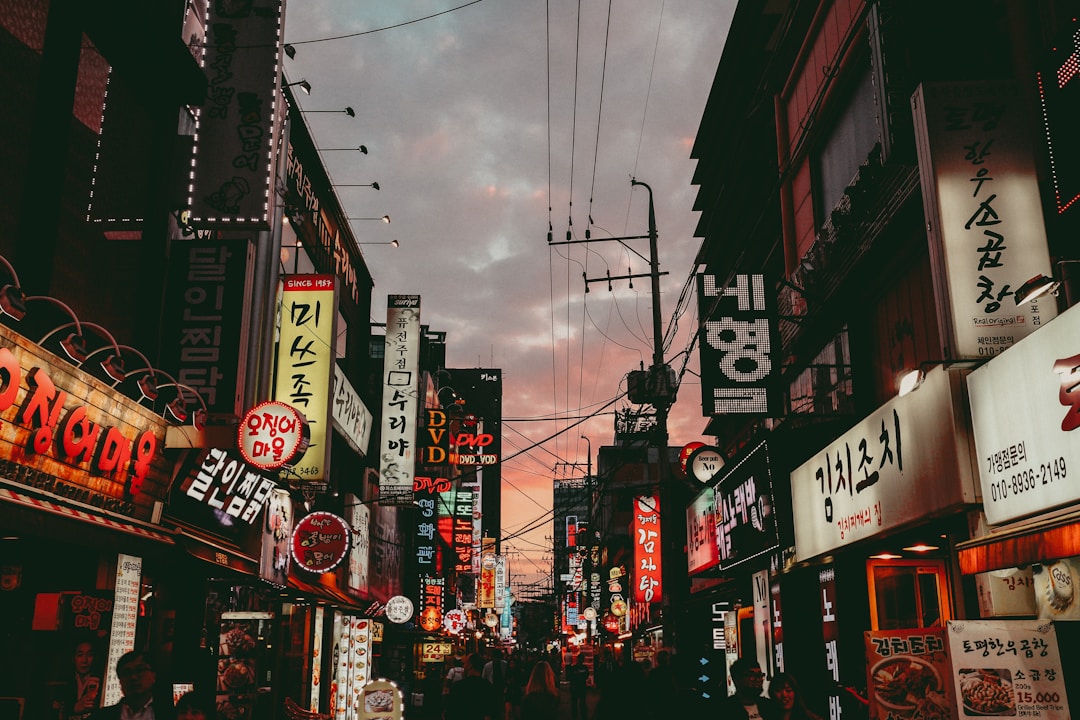 Nízká porodnost nutí Jižní Koreu k zoufalým krokům i technologickým inovacím