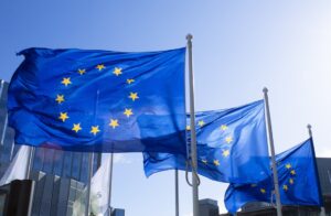 EU uložila společnostem Apple a Meta vysoké pokuty za porušení zákona o digitálních trzích