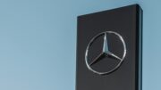 Mercedes naléhavě svolává vozy kvůli problémům s elektřinou