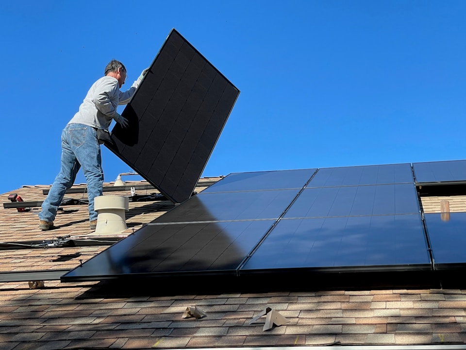 Amerika měla největší solární elektrárnu na světě: Teď je ztracená v poušti
