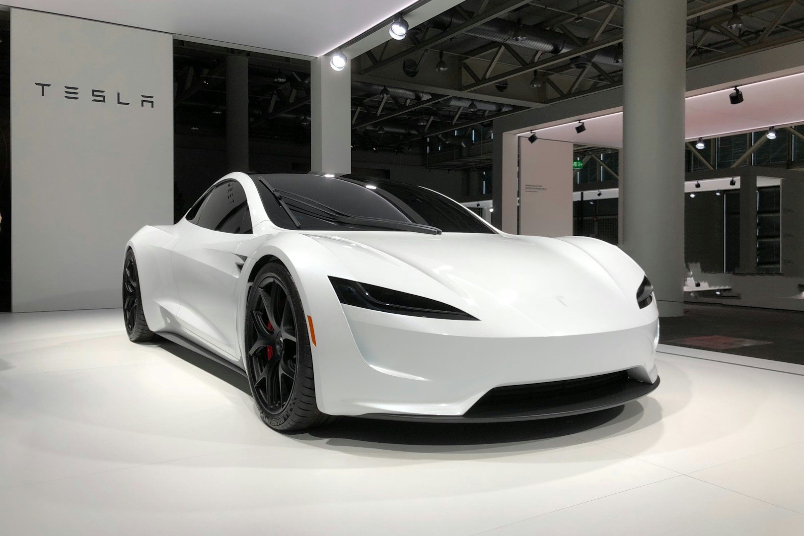 Tesla Cybertruck má problém prorazit na novém trhu
