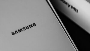 S25 Edge nemá teleobjektiv. Ukázky snímků ale dokazují, že jej ani nepotřebuje