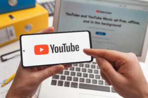 Nové reklamy na YouTube vám záměrně zkazí nejlepší část videa