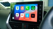 Android Auto vám konečně umožní bezpečné sledování videí ve vašem voze
