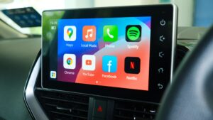 Android Auto vám konečně umožní bezpečné sledování videí ve vašem voze