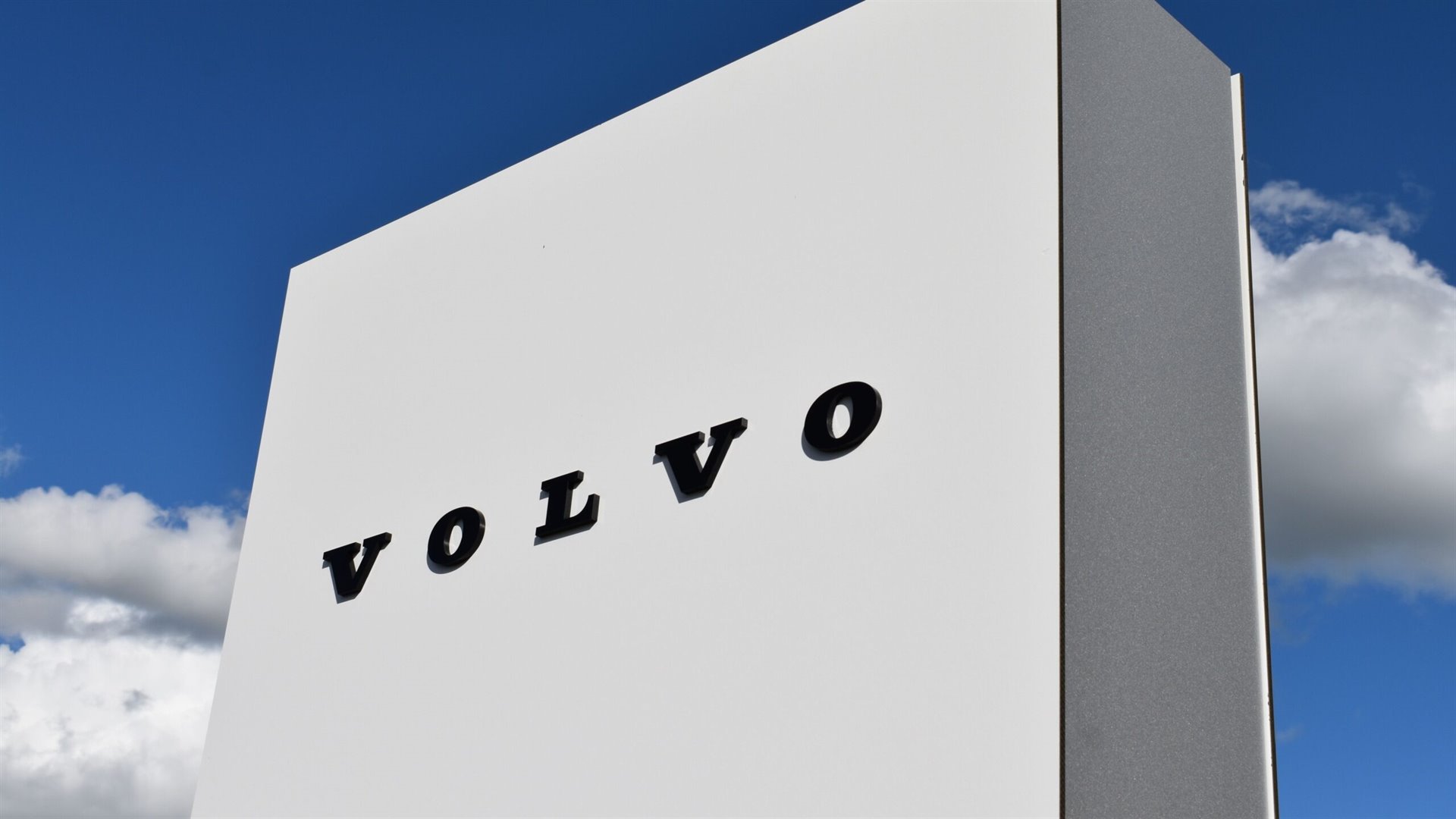 Volvo svolává 450 000 vozů kvůli softwarovému problému