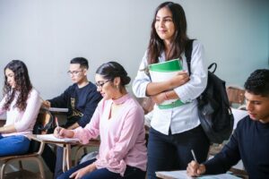 Profesor dal studentům testy odolné vůči pomoci AI. Dočkal se jen stížností