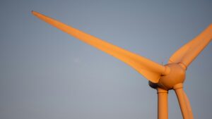 Domácí větrná turbína: Čistá energie bez hlučného provozu