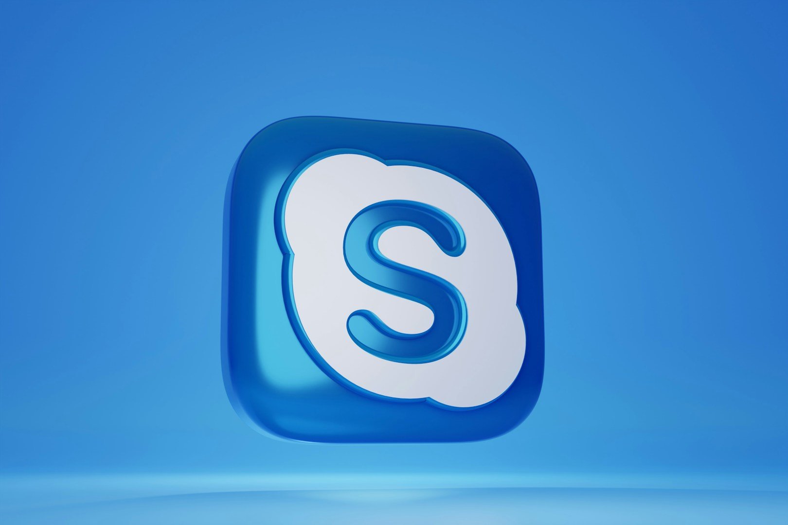 Skype je mrtev: Populární aplikace pro videohovory se nadobro loučí